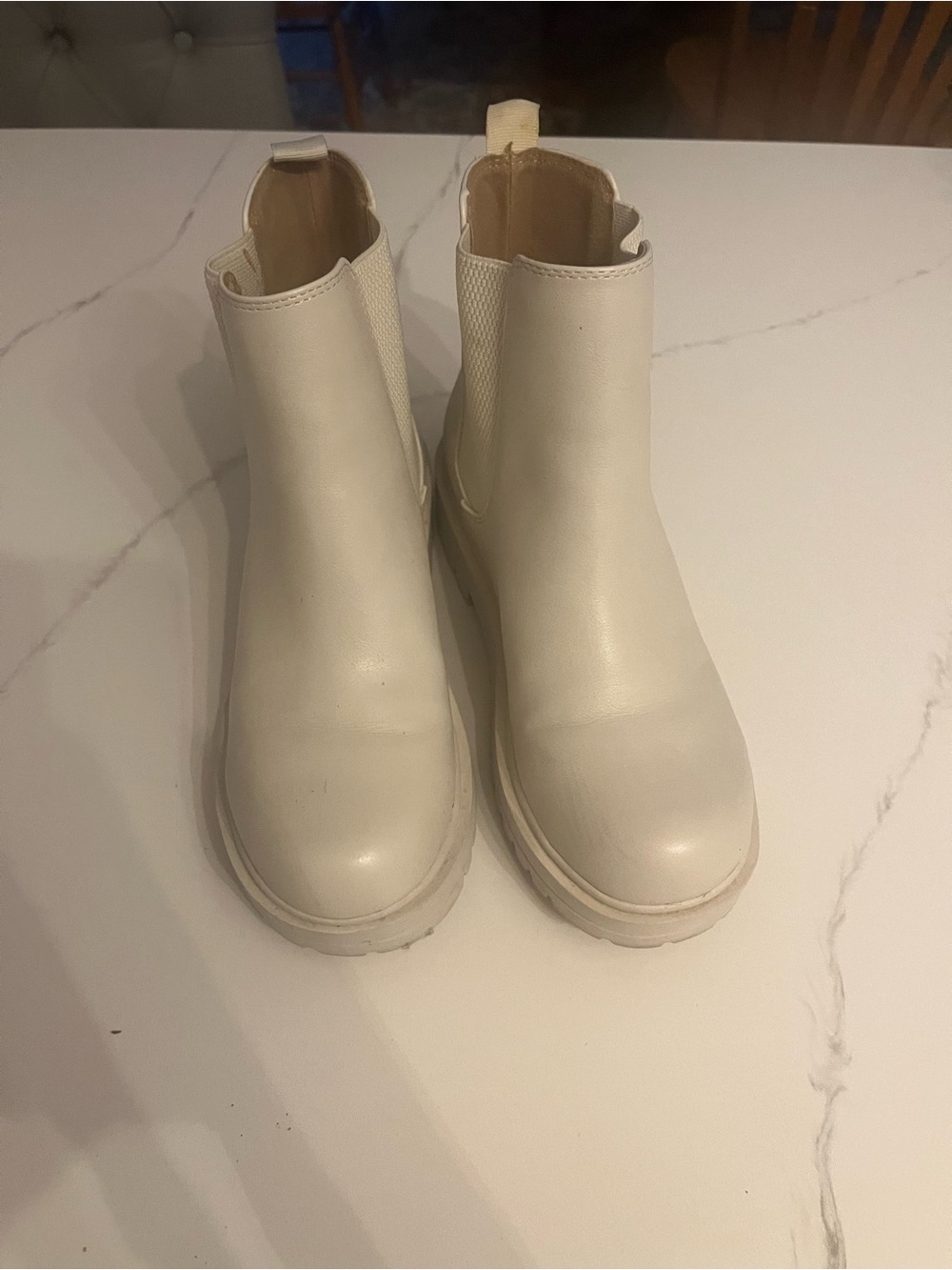 Soda off white womens pull on boots